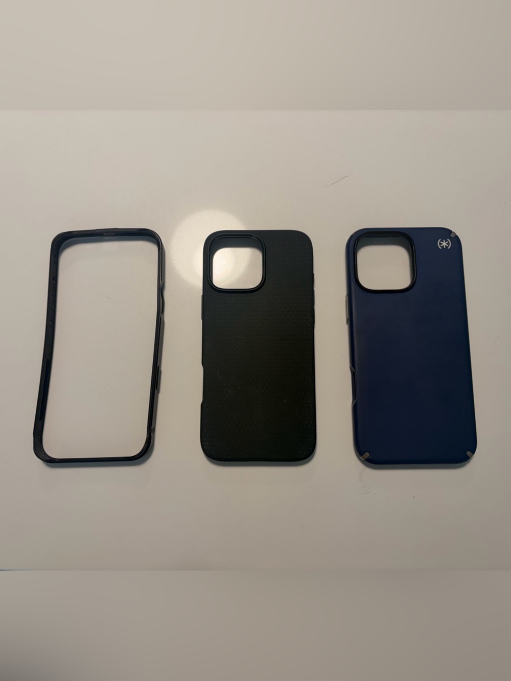 Apple iPhone 16 Pro Max Case Bundle